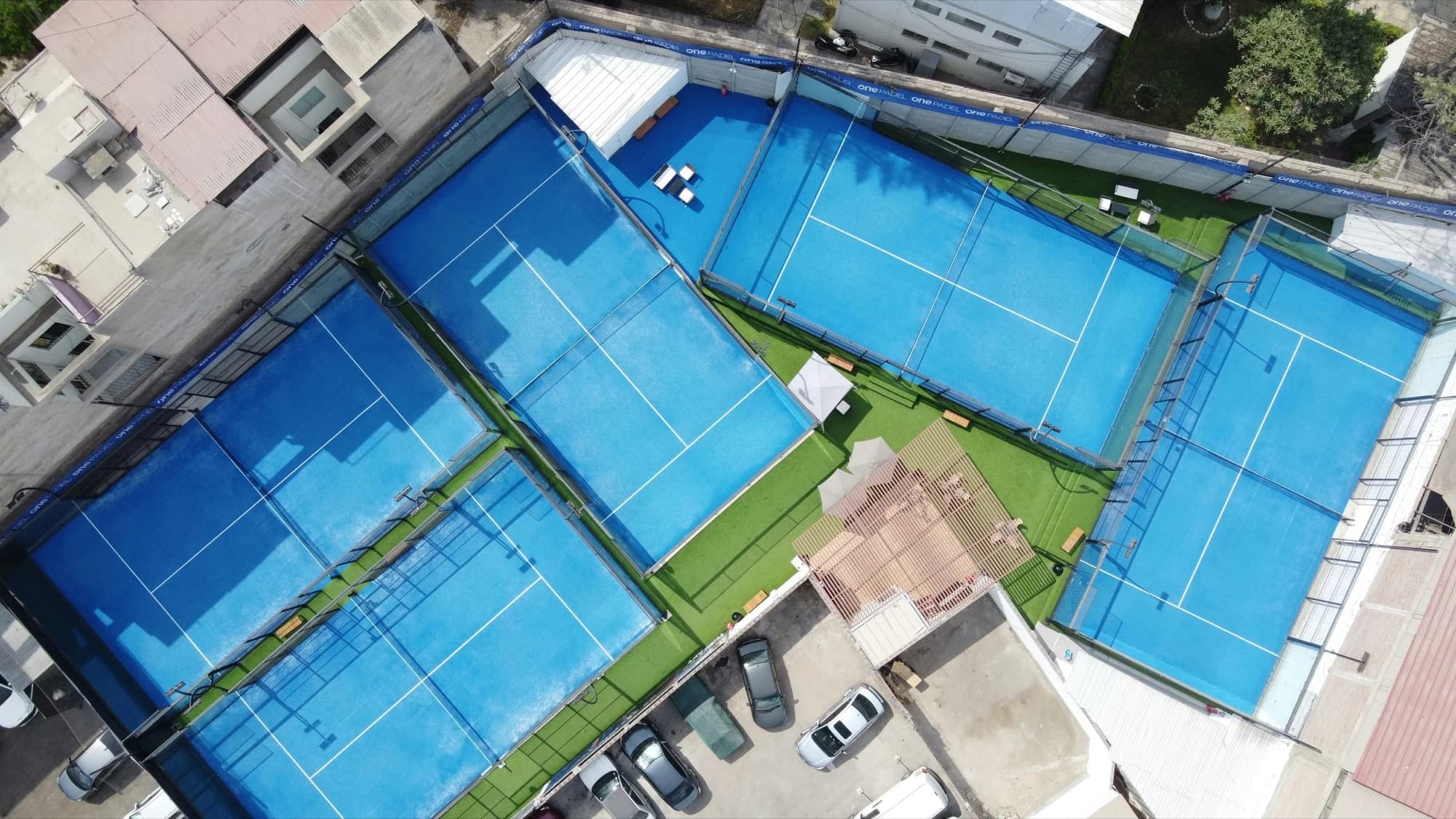 Aerial view of a busy padel club